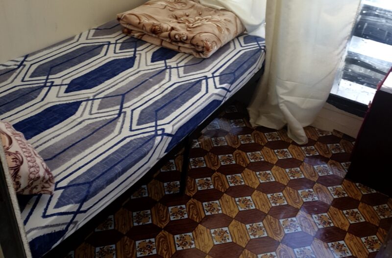 Partition for rent in Abu Dhabi ewaar